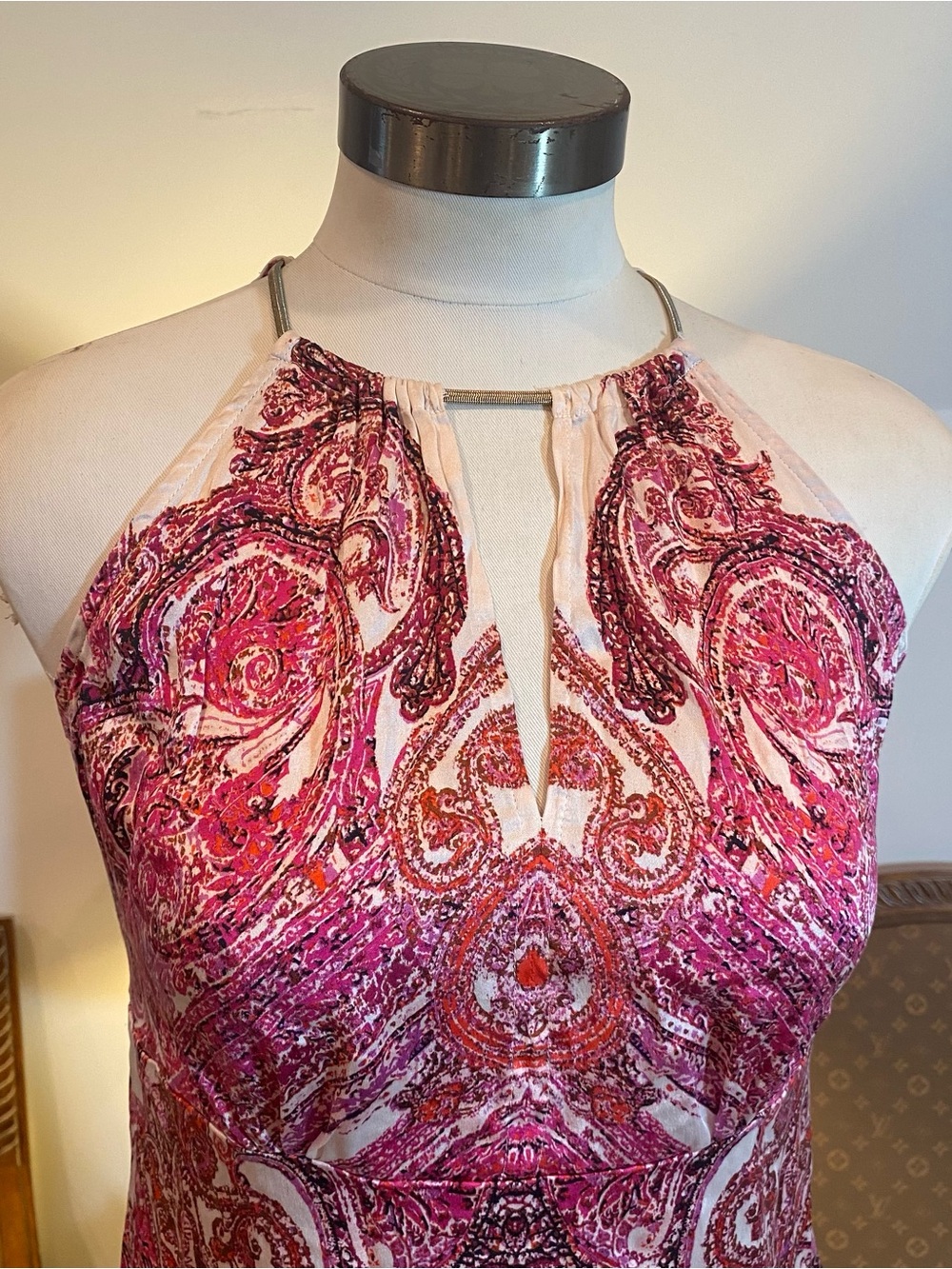 Cache Pink Silk Paisley Halter Top, Size XS - Picture 2 of 5